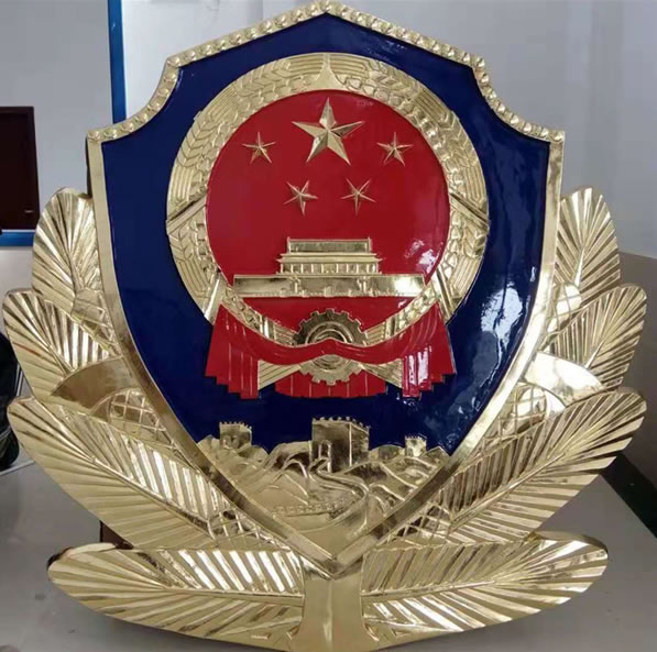 大型贴金警徽